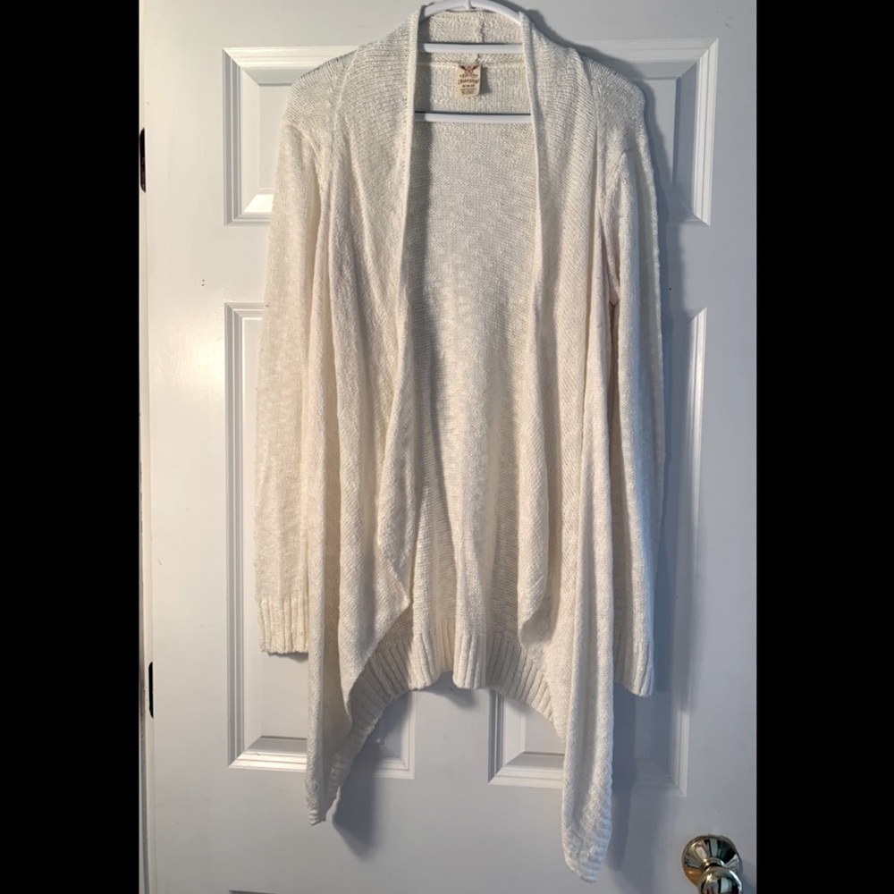 White knit cardigan